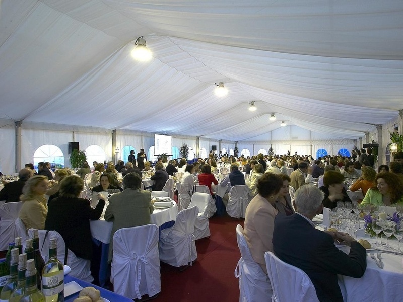 Servicio integral de catering en carpa